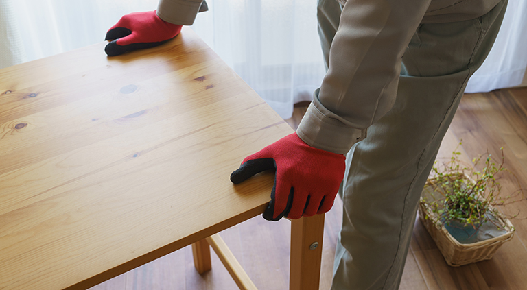 家具を不用品回収依頼する時の流れやアイテムごとの費用を解説